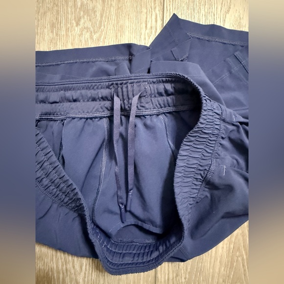 Lululemon track Shorts size medium for women - Picture 7 of 8